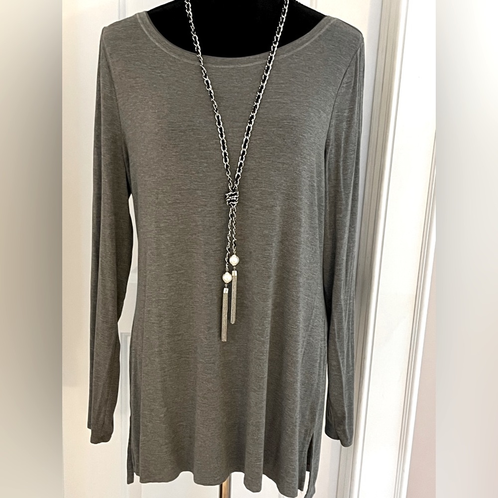 WHBM Lightweight Tunic Sweater